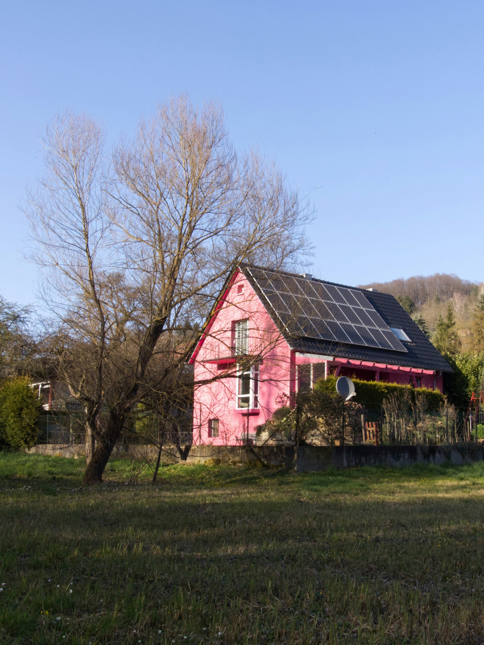 A new type of solar cell commonly used for solar panels has been created, composed entirely of carbon-based materials. While the cells perform at a lower rate of efficiency compared to convential cells, their use will significantly reduce environmental impact and disposal costs.