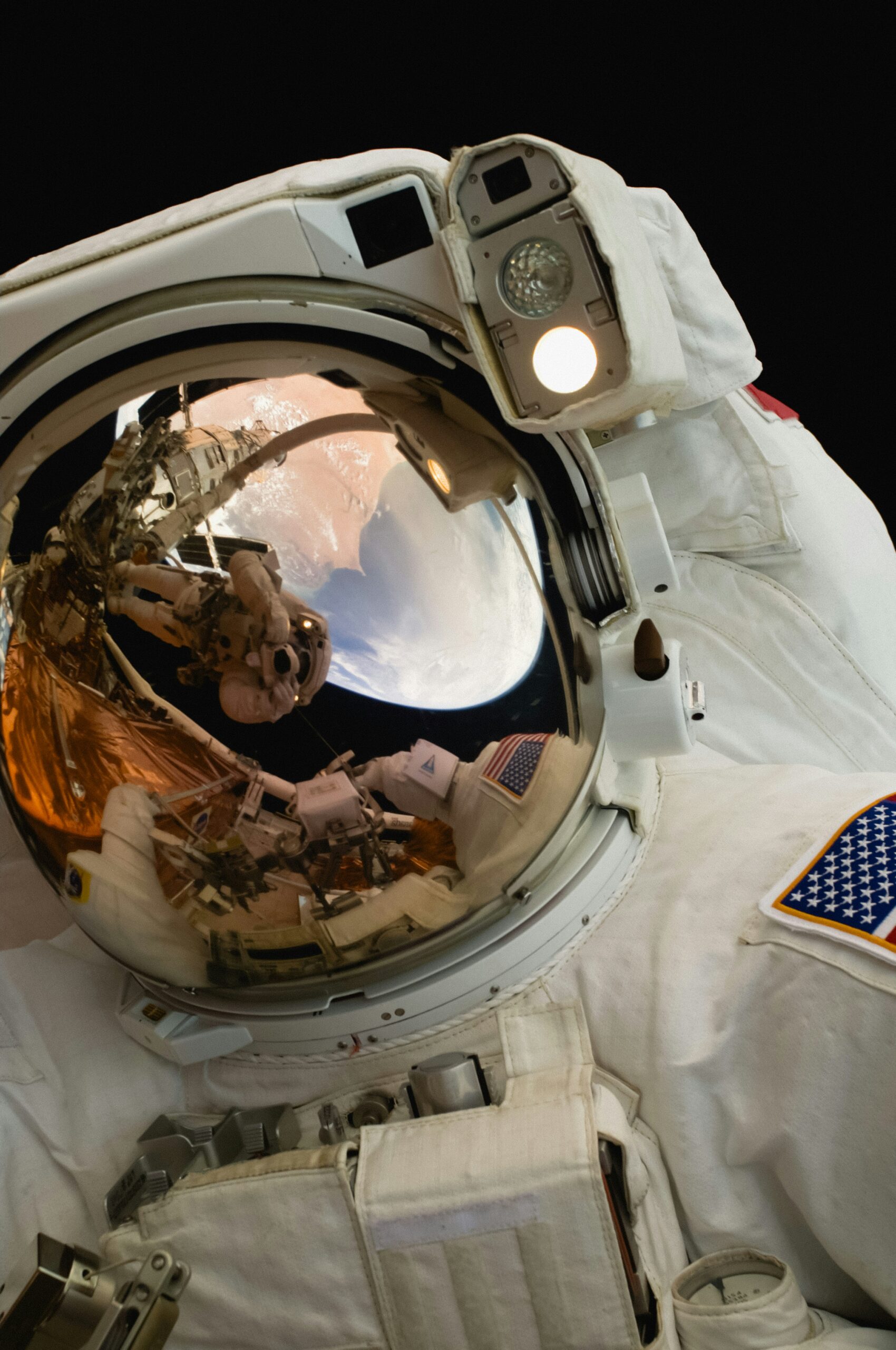 From 8,000 applicants, NASA has chosen 10 astronaut candidates: six women and four men. This marks the first time women outnumber men in astronaut training. Over the next two years, they will prepare for missions to low-Earth orbit, the Moon, or even Mars—opening new chapters in space history.