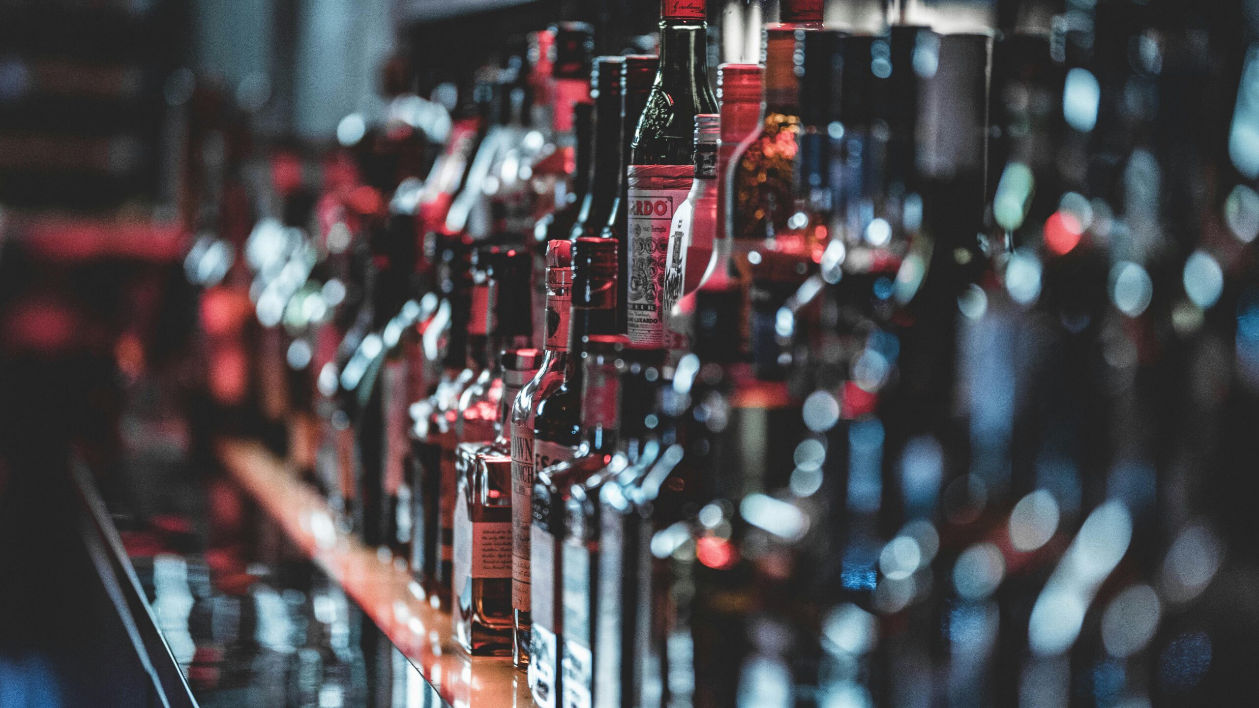 A randomized trial has found that weekly semaglutide injections — the active ingredient in weight loss jabs— result in a significant reduction in heavy drinking days, decreasing from an average of 17 to five per month, and a substantial drop in overall alcohol consumption in adults with alcohol use disorder and obesity.