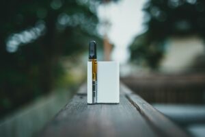 UC San Diego researchers found that anti-vaping advertising and news coverage of the 2019 EVALI lung injury outbreak were the turning point in reversing teen vaping in the US. Among California adolescents, quit attempts nearly doubled between 2017–18 and 2019–20. Nationally, youth vaping fell from a peak of 20% in 2019 to 5.9% by 2024 — proof that public health messaging works.